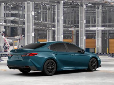2026 Toyota Camry - Photo 12