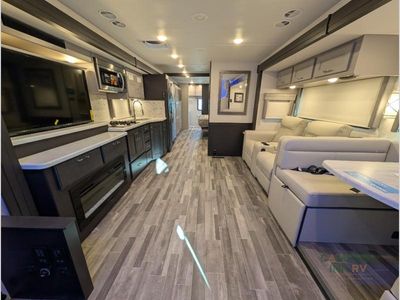 2025 Thor Motor Coach Inception - Photo 30