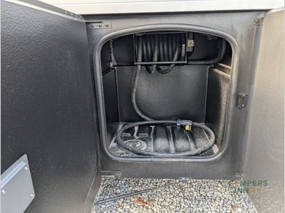 2025 Thor Motor Coach Inception - Photo 19