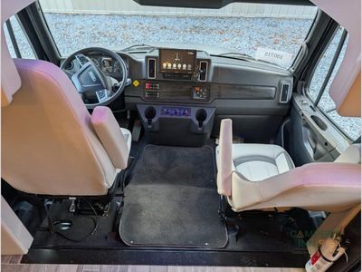 2025 Thor Motor Coach Inception - Photo 22