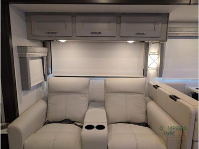 2025 Thor Motor Coach Inception - Photo 36