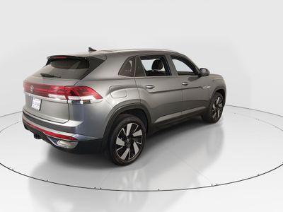 2024 Volkswagen Atlas Cross Sport — photo 7 view
