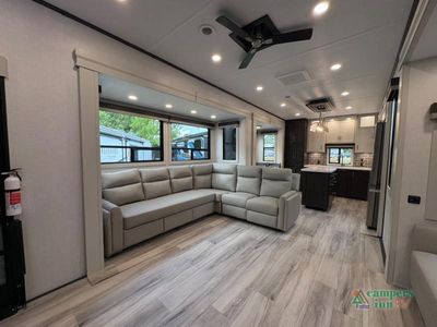 2026 Keystone RV Avalanche - Photo 10