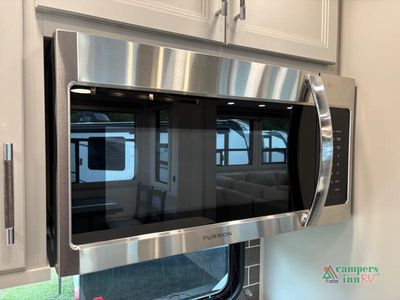2026 Keystone RV Avalanche - Photo 17