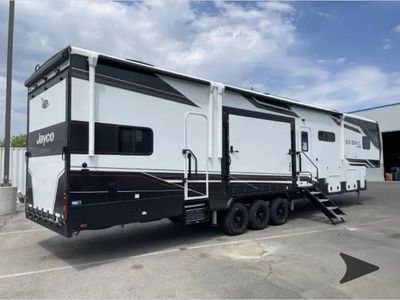 2026 Jayco Seismic - Photo 9