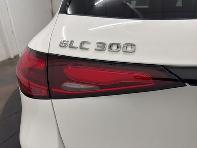 2026 Mercedes-Benz GLC - Photo 11