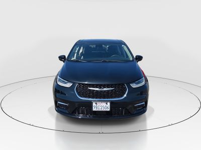 2022 Chrysler Pacifica - Photo 2