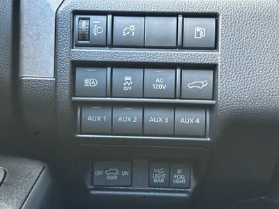 2026 Toyota 4Runner i-FORCE MAX - Photo 29