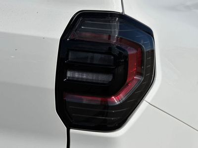 2026 Toyota 4Runner i-FORCE MAX - Photo 31