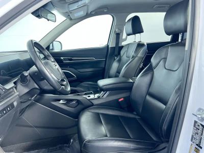 2023 Kia Telluride — photo 12 view