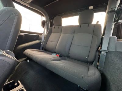 2022 Jeep Wrangler - Photo 29