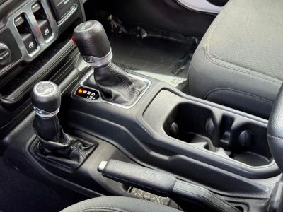 2022 Jeep Wrangler - Photo 28