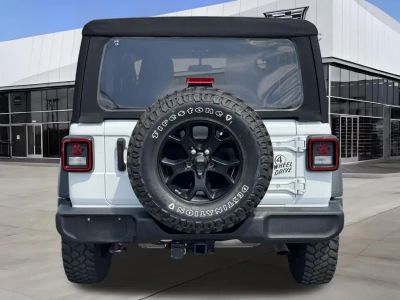 2022 Jeep Wrangler - Photo 6