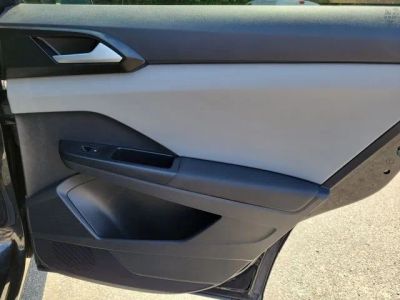 2022 Volkswagen Taos — photo 28 view