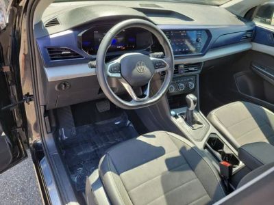 2022 Volkswagen Taos — photo 9 view