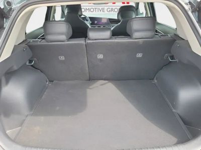 2023 Kia Niro — photo 9 view