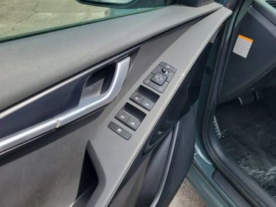 2023 Kia Niro — photo 11 view