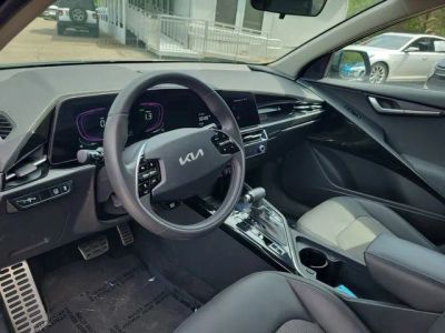 2023 Kia Niro — photo 12 view