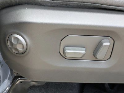 2026 Jeep Wrangler — photo 20 view