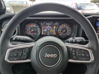 2026 Jeep Wrangler — photo 28 view