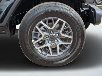 2026 Jeep Wrangler — photo 10 view