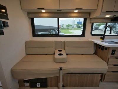 2027 Thor Motor Coach CHATEAU — photo 16 view