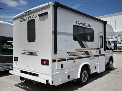 2027 Thor Motor Coach CHATEAU — photo 40 view