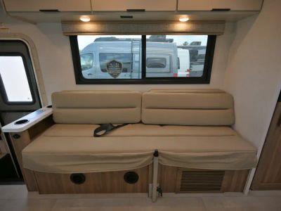 2027 Thor Motor Coach CHATEAU — photo 19 view