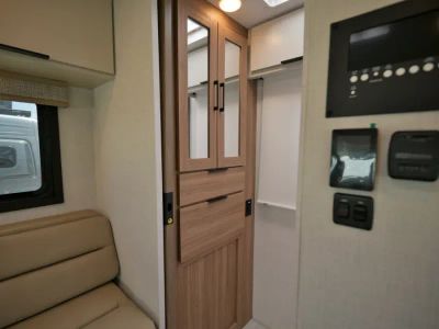 2027 Thor Motor Coach CHATEAU — photo 24 view