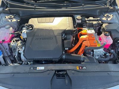 2025 Hyundai Elantra Hybrid — photo 34 view