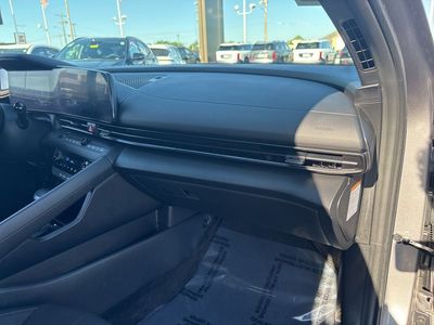 2025 Hyundai Elantra Hybrid — photo 31 view