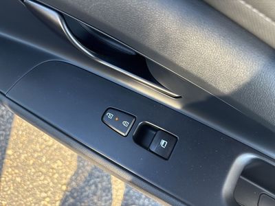 2025 Hyundai Elantra Hybrid — photo 33 view