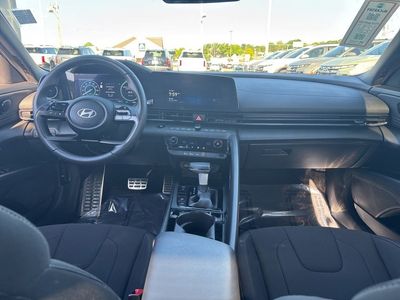 2025 Hyundai Elantra Hybrid — photo 29 view