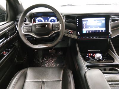 2024 Jeep Wagoneer L - Photo 12