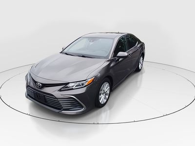 2022 Toyota Camry - Photo 3