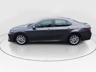 2022 Toyota Camry - Photo 4