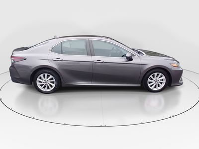 2022 Toyota Camry - Photo 8