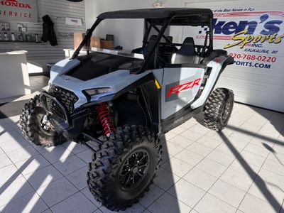 2025 Polaris RZR XP 1000 Premium - Photo 2