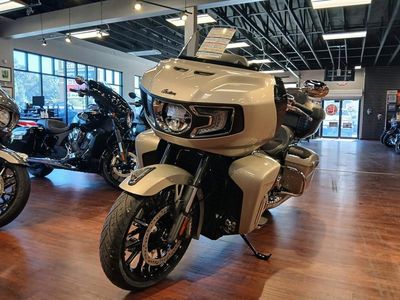 2026 Indian Motorcycle Pursuit Limited 112 w/PowerBand Audio Black Metallic - Photo 3