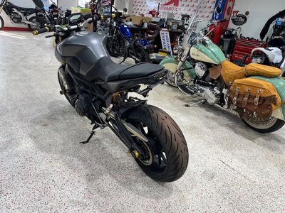 2015 Yamaha FZ-09 — engine compartment view