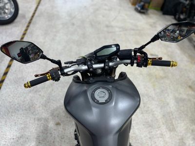 2015 Yamaha FZ-09 — rear three-quarter view