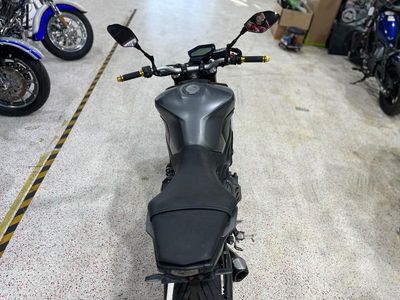 2015 Yamaha FZ-09 — side profile view