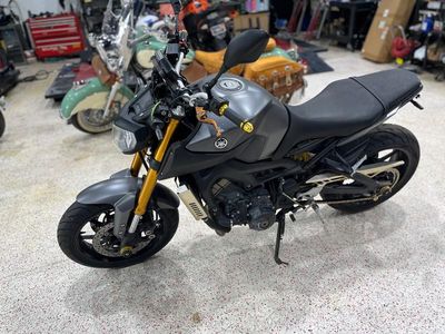 2015 Yamaha FZ-09 — detail view