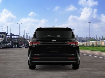 2026 Toyota Sienna — photo 8 view
