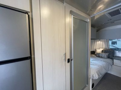 2026 Airstream Flying Cloud - Photo 17