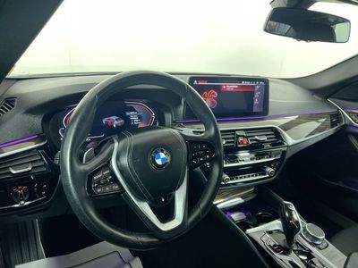2022 BMW 5 Series - Photo 27