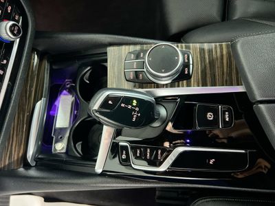 2022 BMW 5 Series - Photo 22