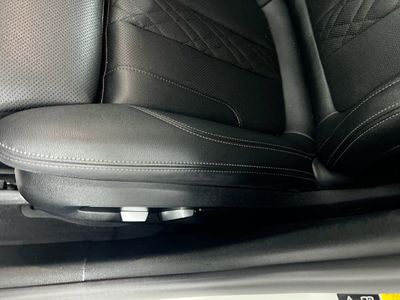 2022 BMW 5 Series - Photo 13