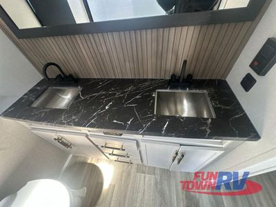 2025 Dutchmen RV Astoria - Photo 26