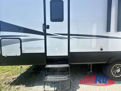 2025 Dutchmen RV Astoria - Photo 10